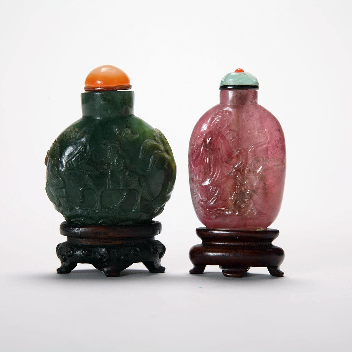 Spinach Green Jade Snuff Bottle, Late Qing Dynasty