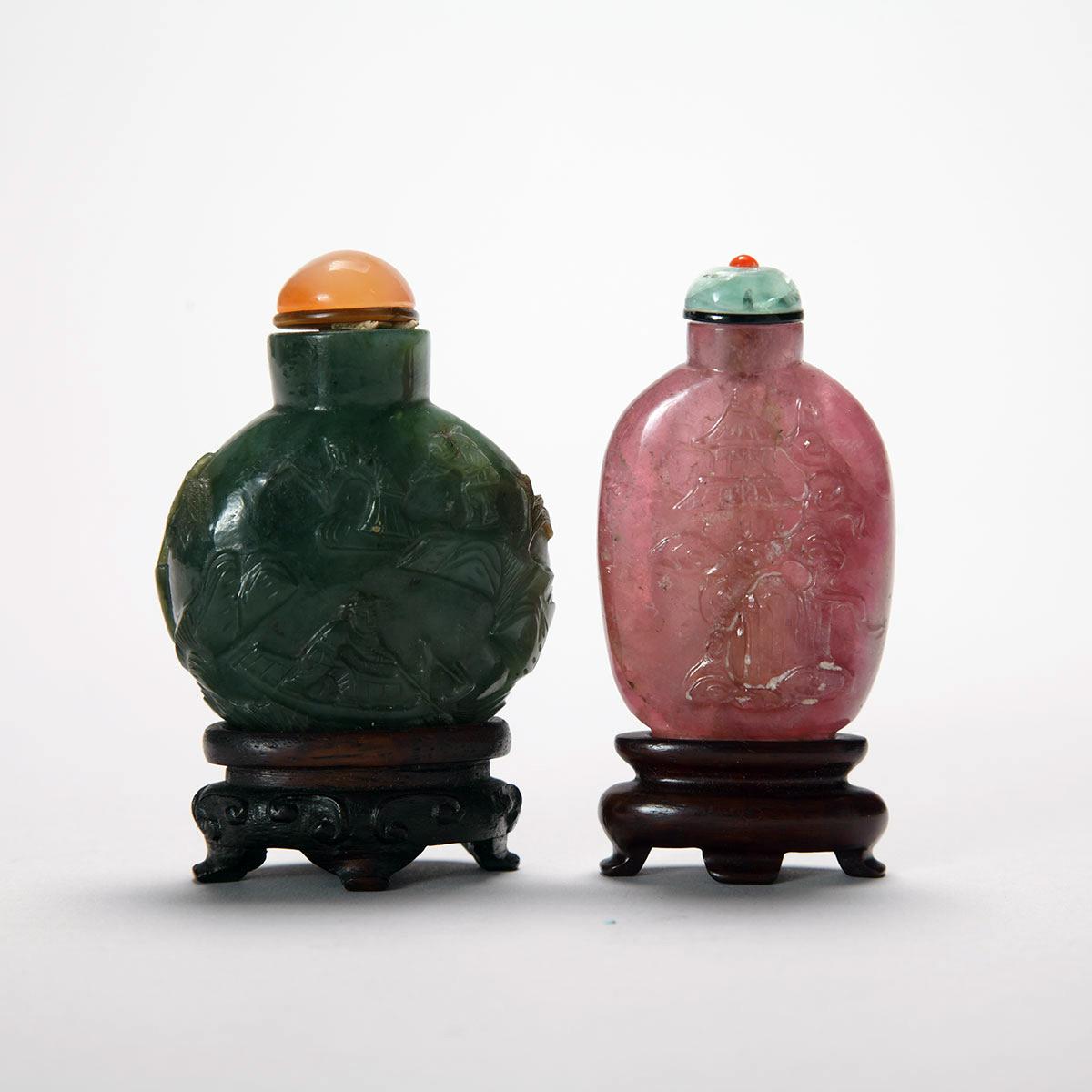 Spinach Green Jade Snuff Bottle, Late Qing Dynasty