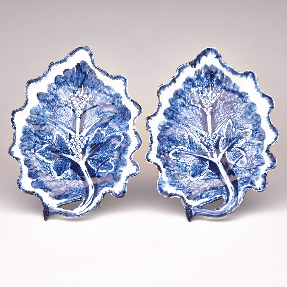 Pair of Bow Leaf Dishes, c.1765