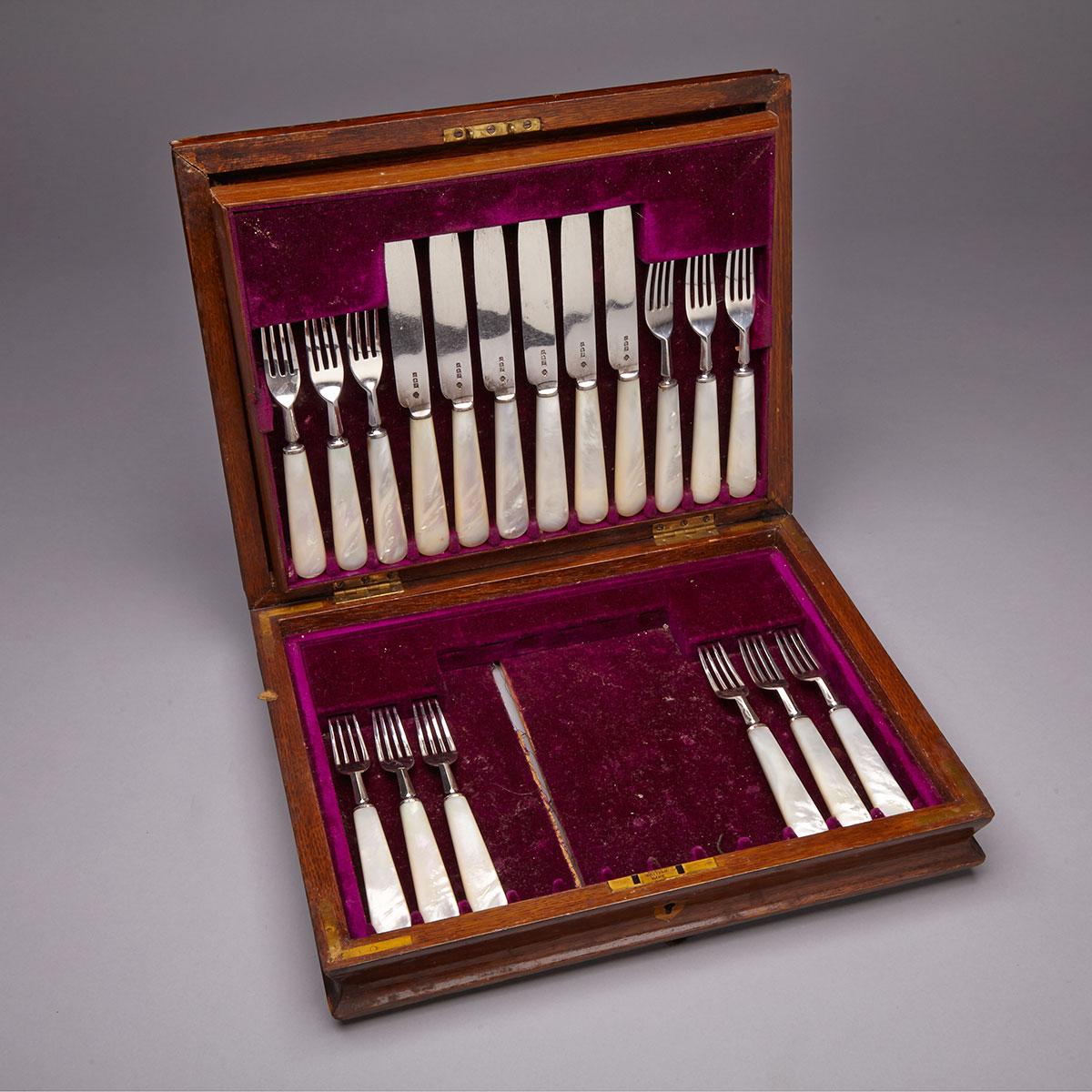 Six English Silver Dessert Knives and Twelve Forks, William Hutton & Sons, London and Sheffield, 1909/10