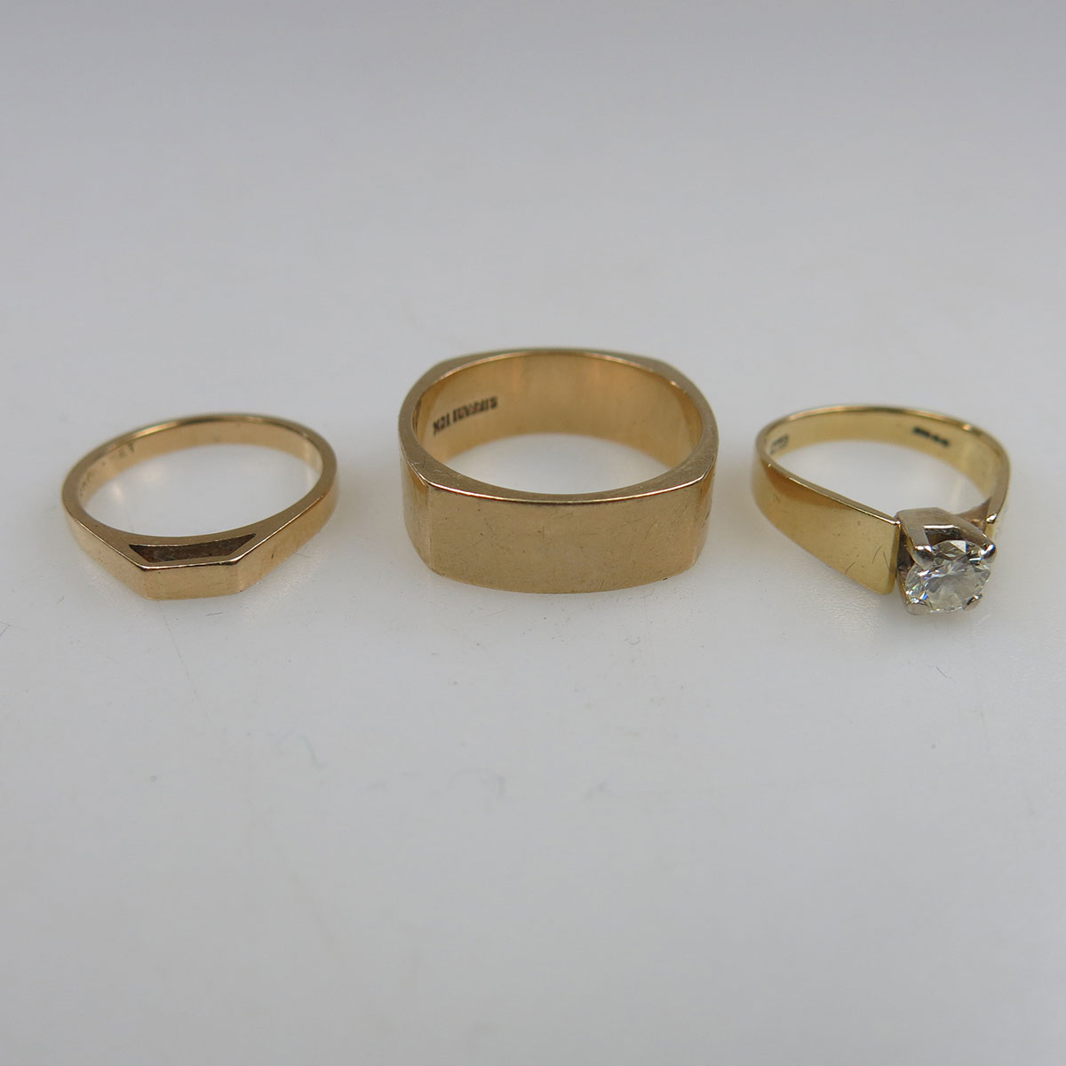 18k Yellow Gold Wedding/Engagement Ring Suite