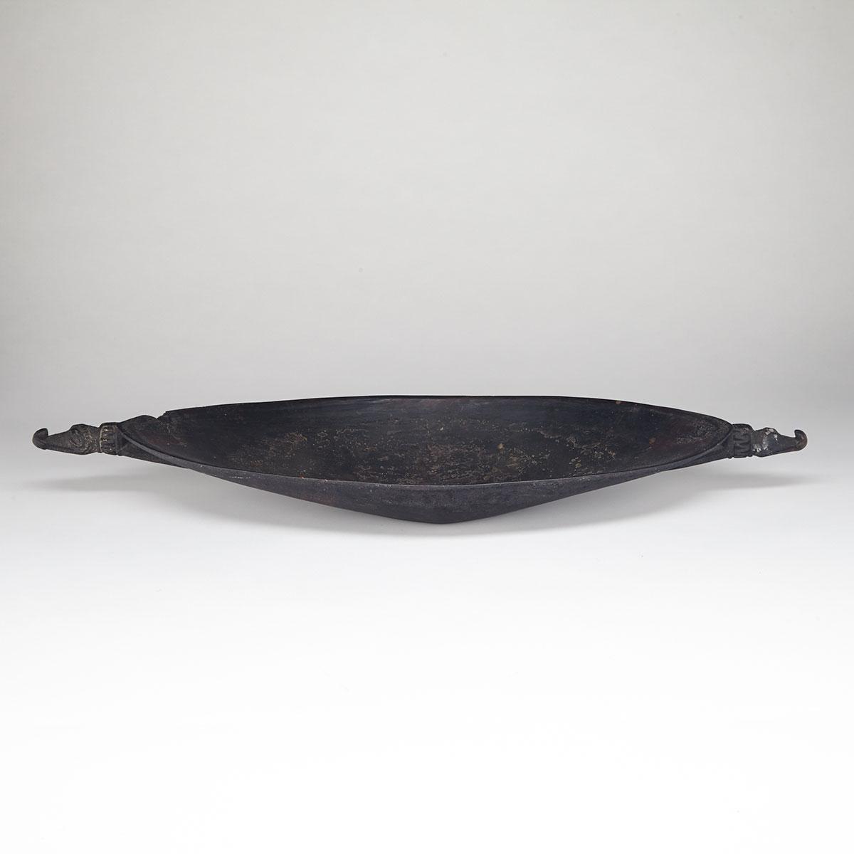 Papua New Guinea East Sepik Province Wooden Bowl, late 19th/early 20th century