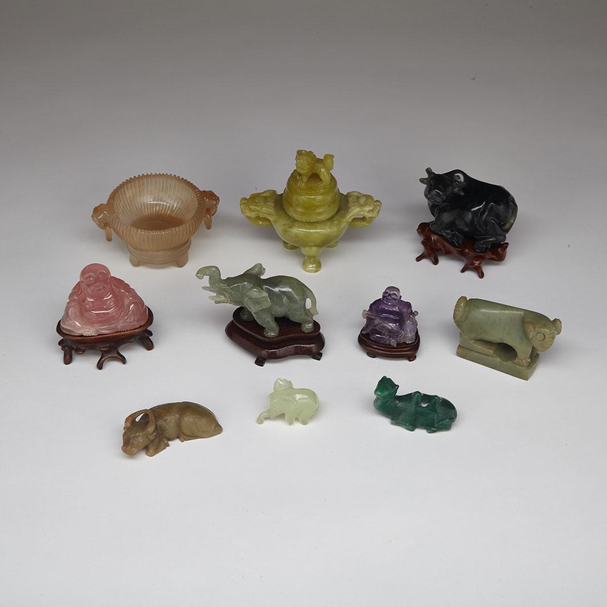 Group of Ten Hardstone Carvings, 19th/20th Century