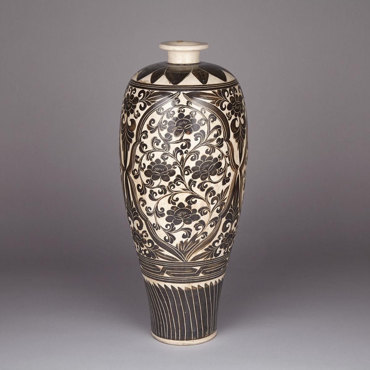 Large Cizhou-Style Lotus Vase