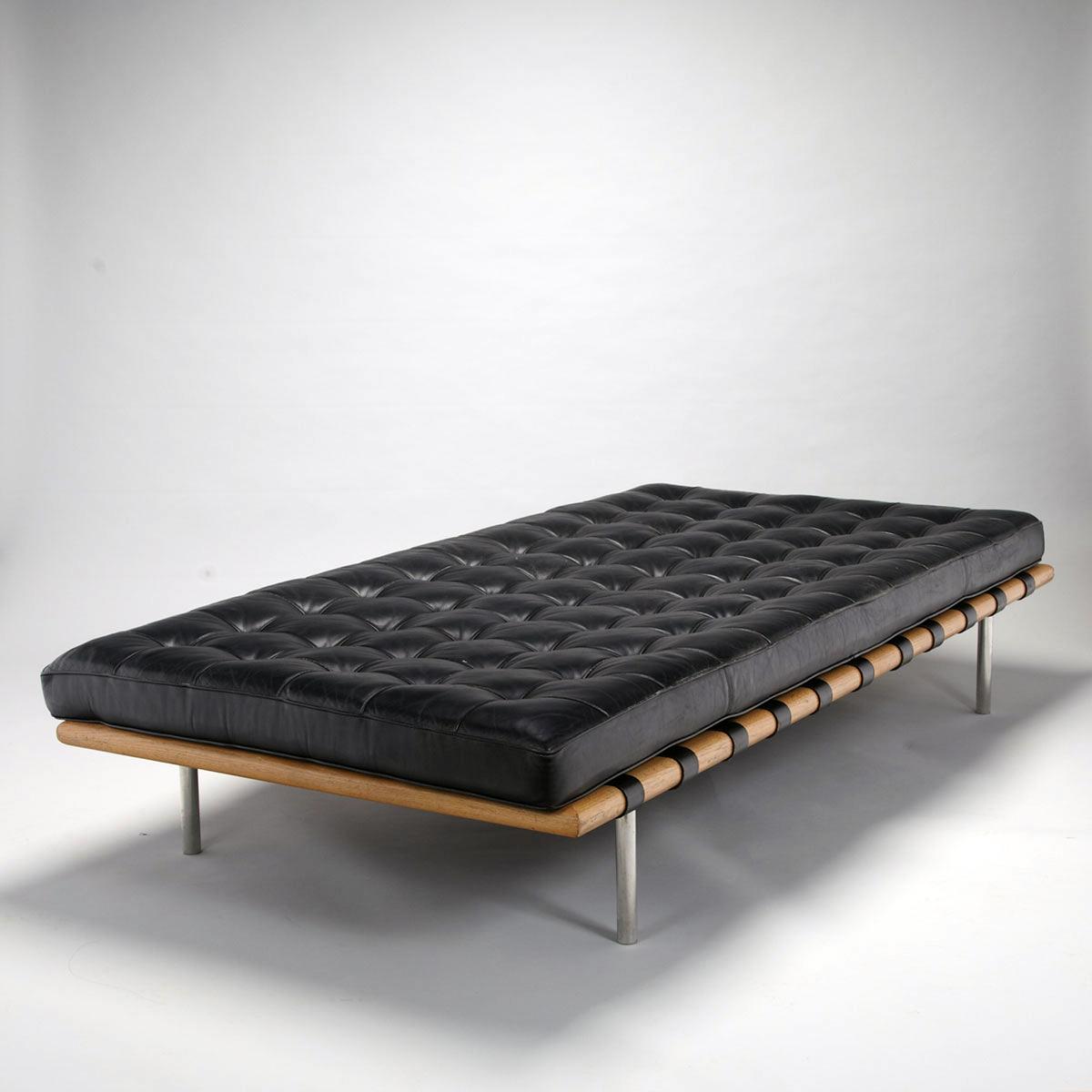 Ludwig Mies van der Rohe, Barcelona Couch for Knoll International, 20th century