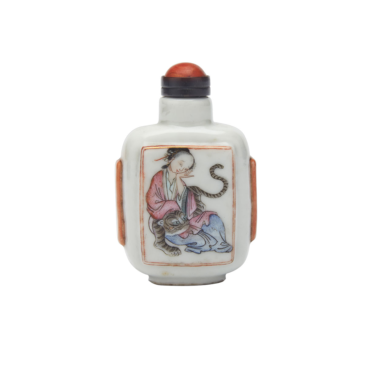 Famille Rose Snuff Bottle of a Beauty, Daoguang Mark and Period (1821-1850)