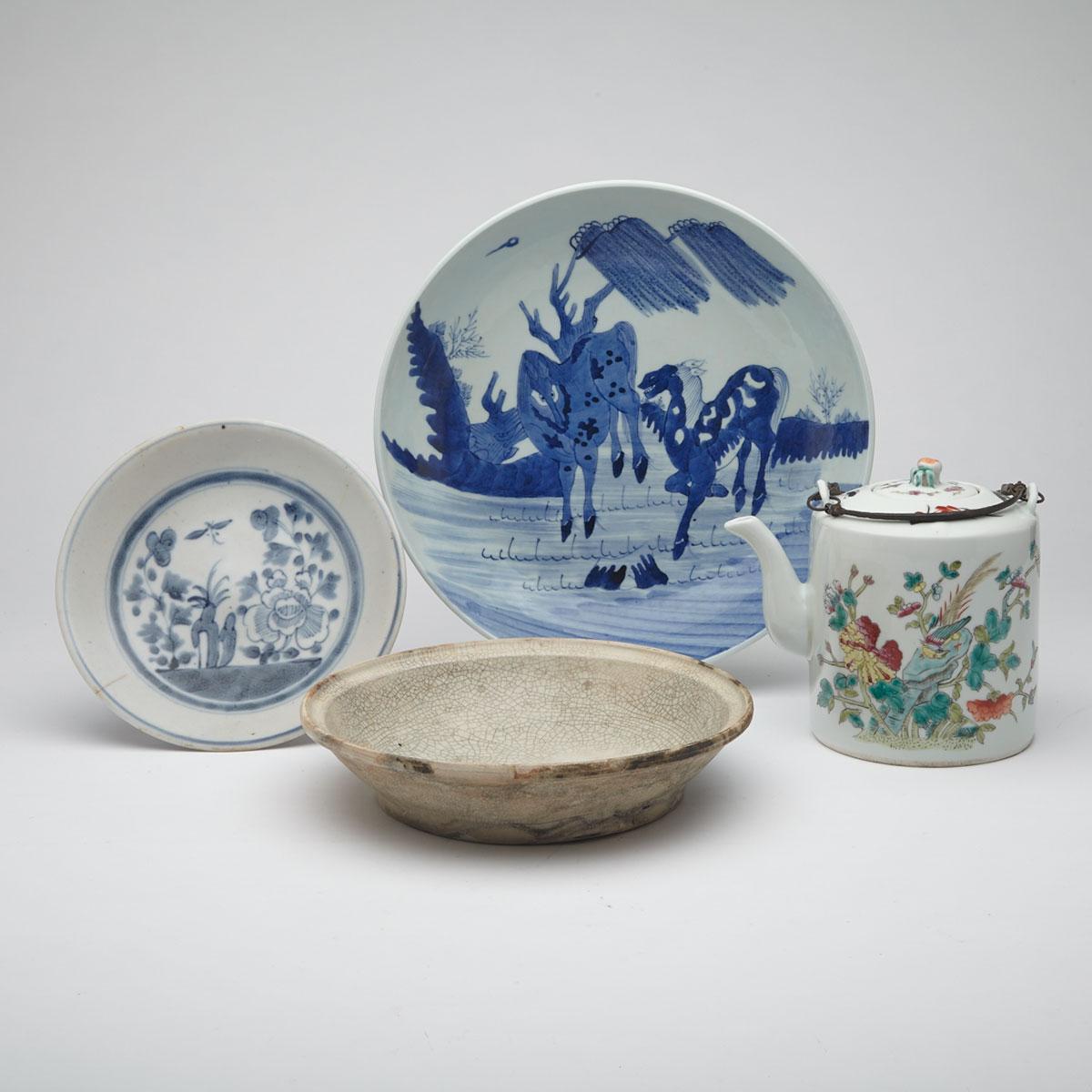 Group of Four Chinese Porcelain Wares 