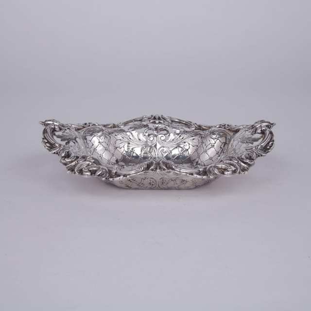 American Silver Oval Berry Bowl, Black, Starr & Frost, New York, N.Y., late 19th century