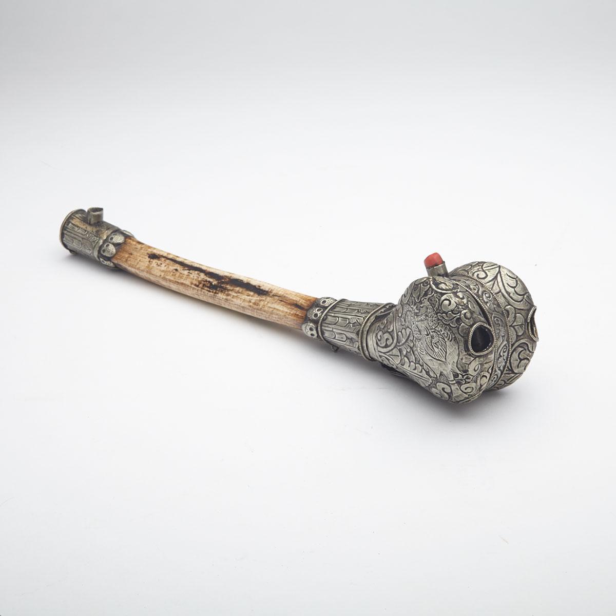 Tibetan Silver and Coral Mounted Kangling Thighbone Trumpet, early 20th century
