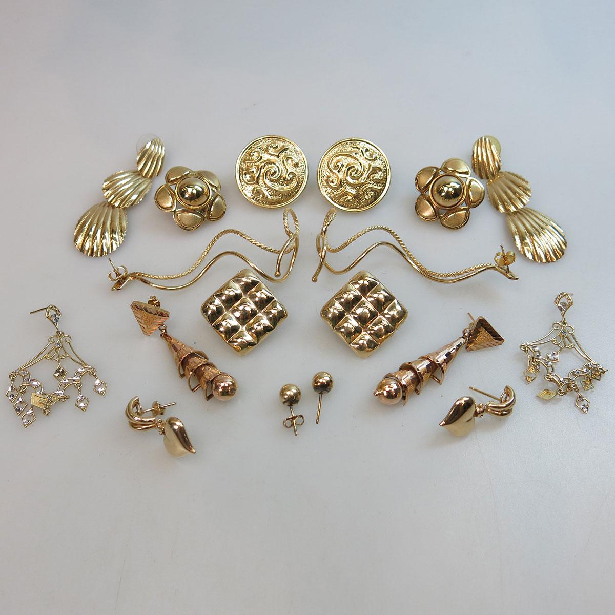 9 Pairs Of Yellow Gold Earrings