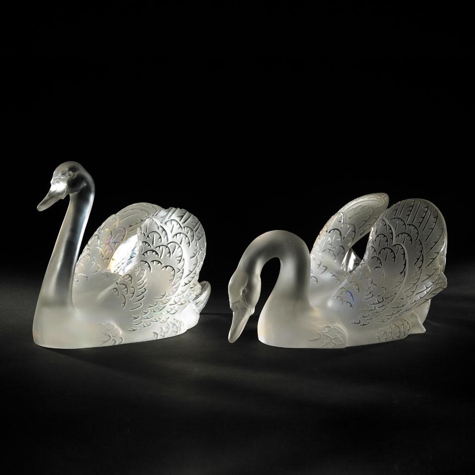 Pair of Lalique Moulded and Frosted Glass Swans, c.1960