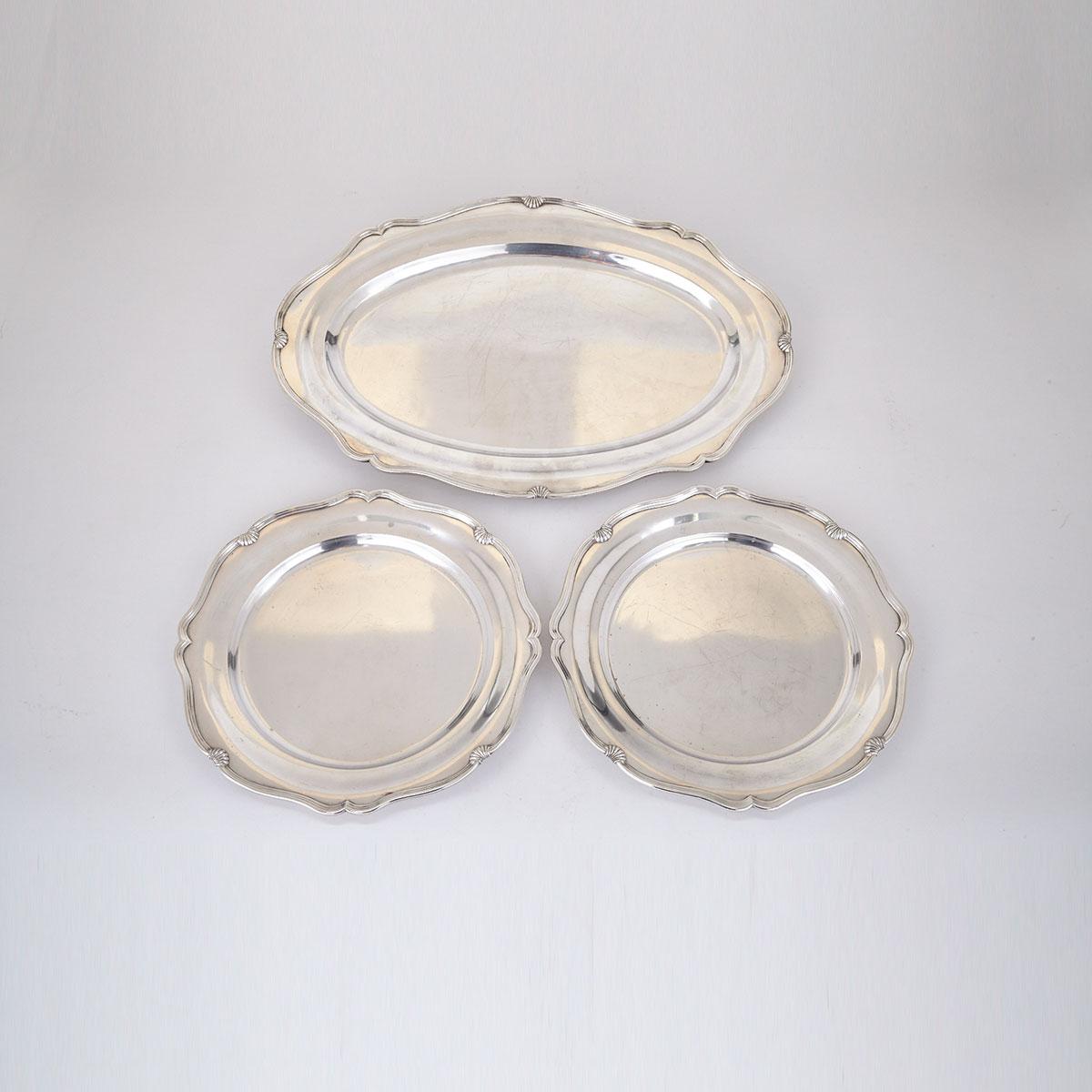 Egyptian Silver Oval Platter and a Pair of Matching Circular Dishes, Alexandria, 20th Century