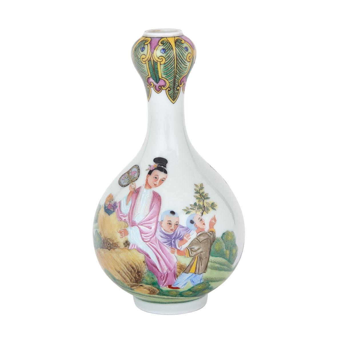 Famille Rose Garlic Mouth Vase, Qianlong Mark, Republican Period