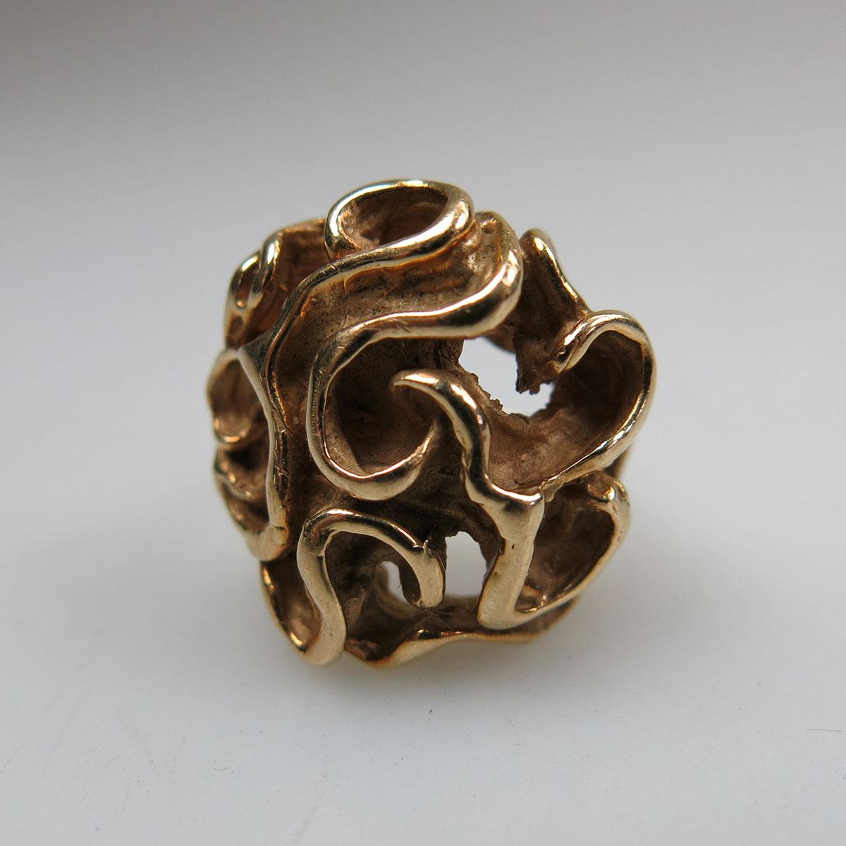 18k Yellow Gold Sculpted Ring