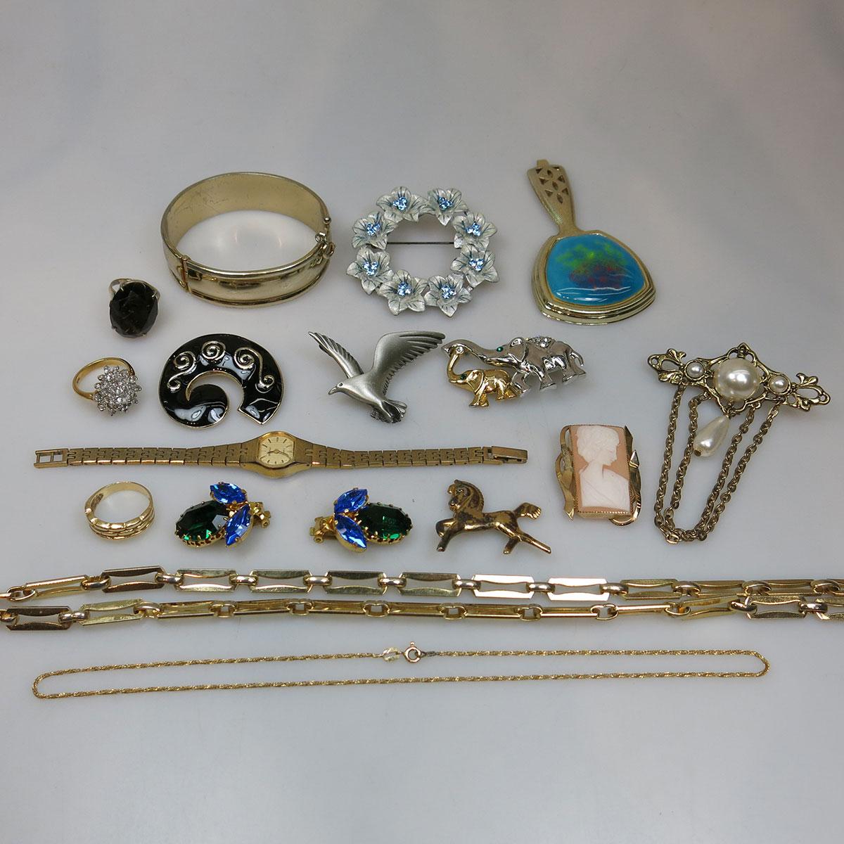 Small Quantity Of Gold And Costume Jewellery