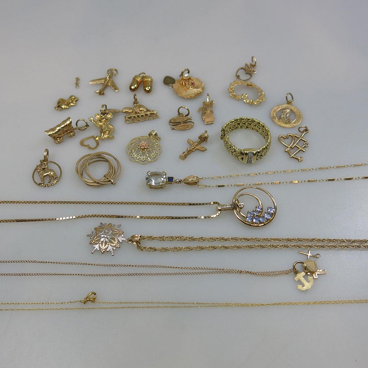 Small Quantity Of Gold Chains, Charms And Pendants
