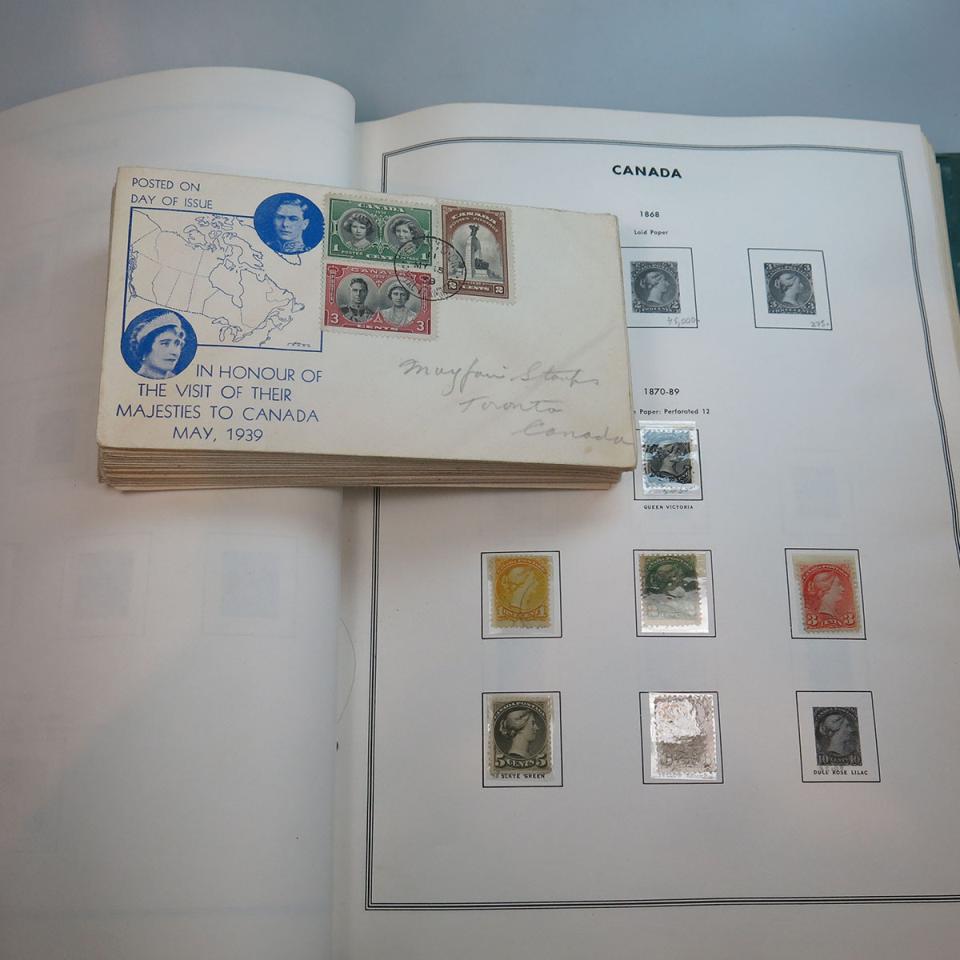 Large Quantity Of Canadian Stamps