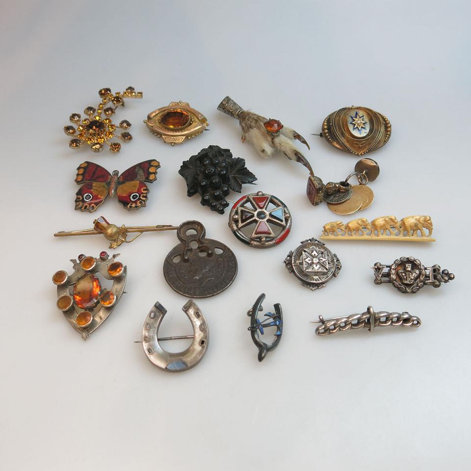 Quantity Of Silver, Gold-Filled And Costume Jewellery