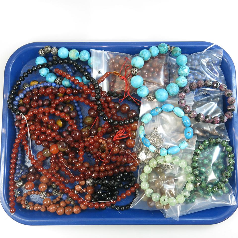 Quantity Of Various Hardstone Beads, Necklaces And Bracelets