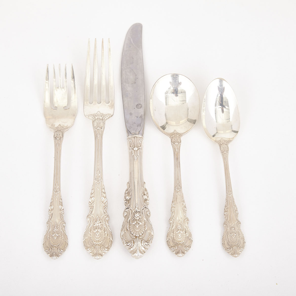 American Silver ‘Sir Christopher’ Pattern Flatware Service, Wallace Silversmiths, Wallingford, Ct., 20th century