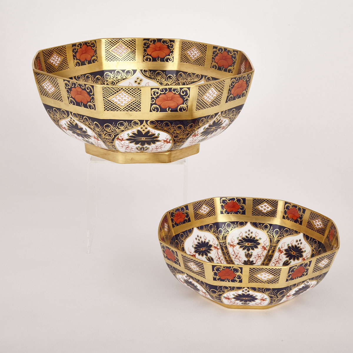 Two Royal Crown Derby ‘Old Imari’ (1128) Pattern Octagonal Bowls, 1967/1970