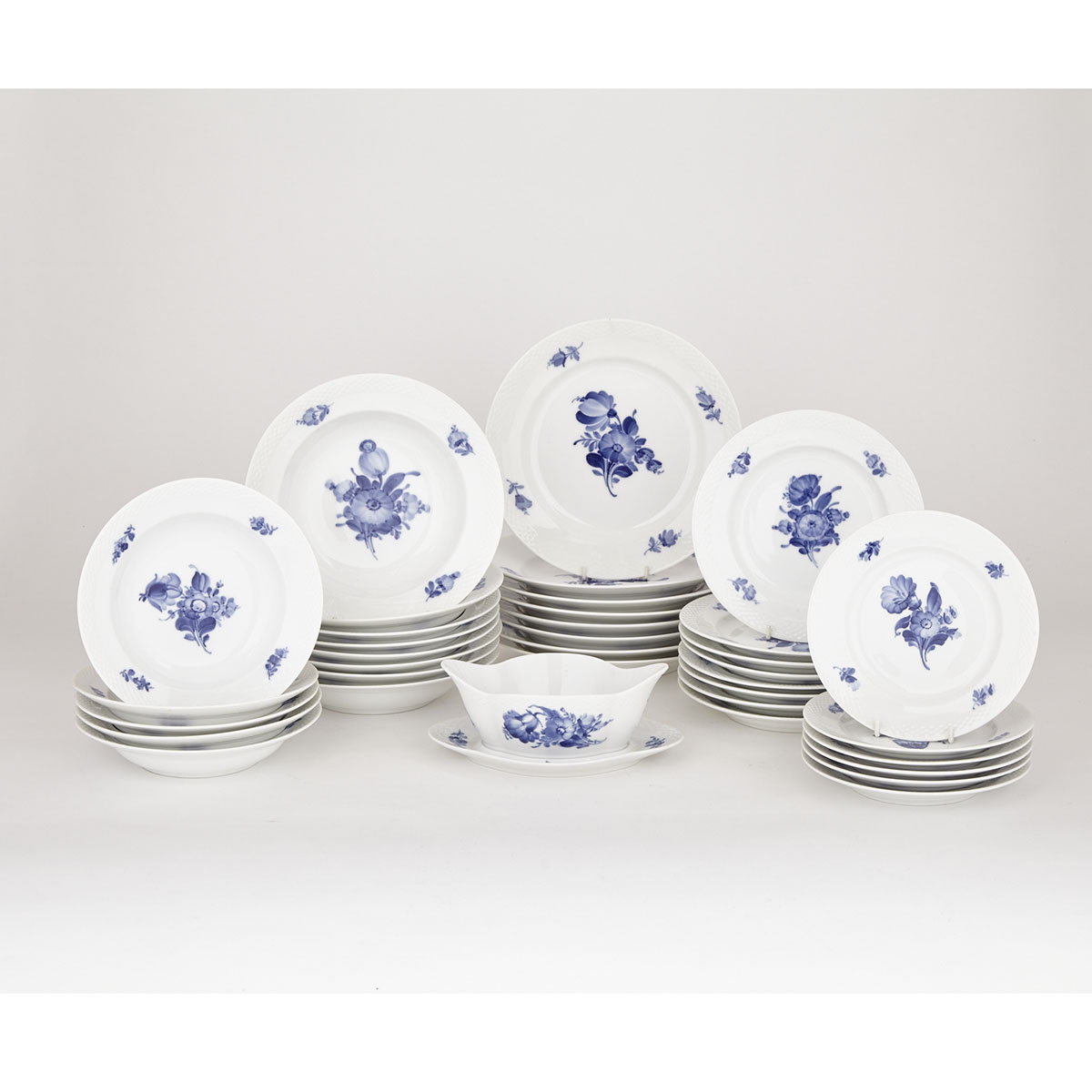 Royal Copenhagen ‘Blue Flowers’ Pattern Service, 20th century
