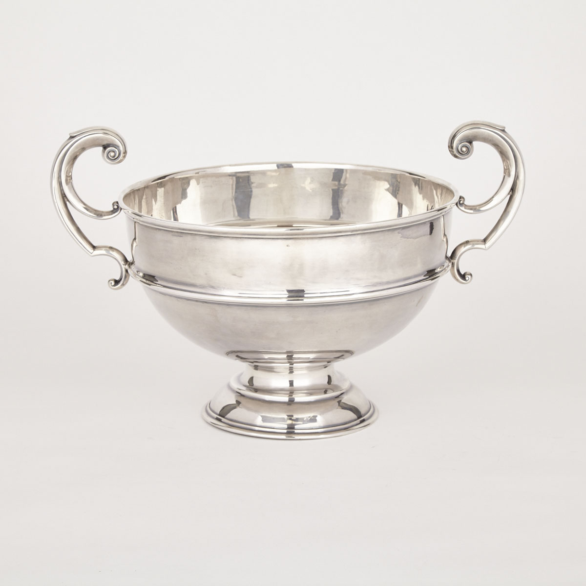 Edwardian Silver Two-Handled Footed Bowl, Charles Boyton III, London, 1903