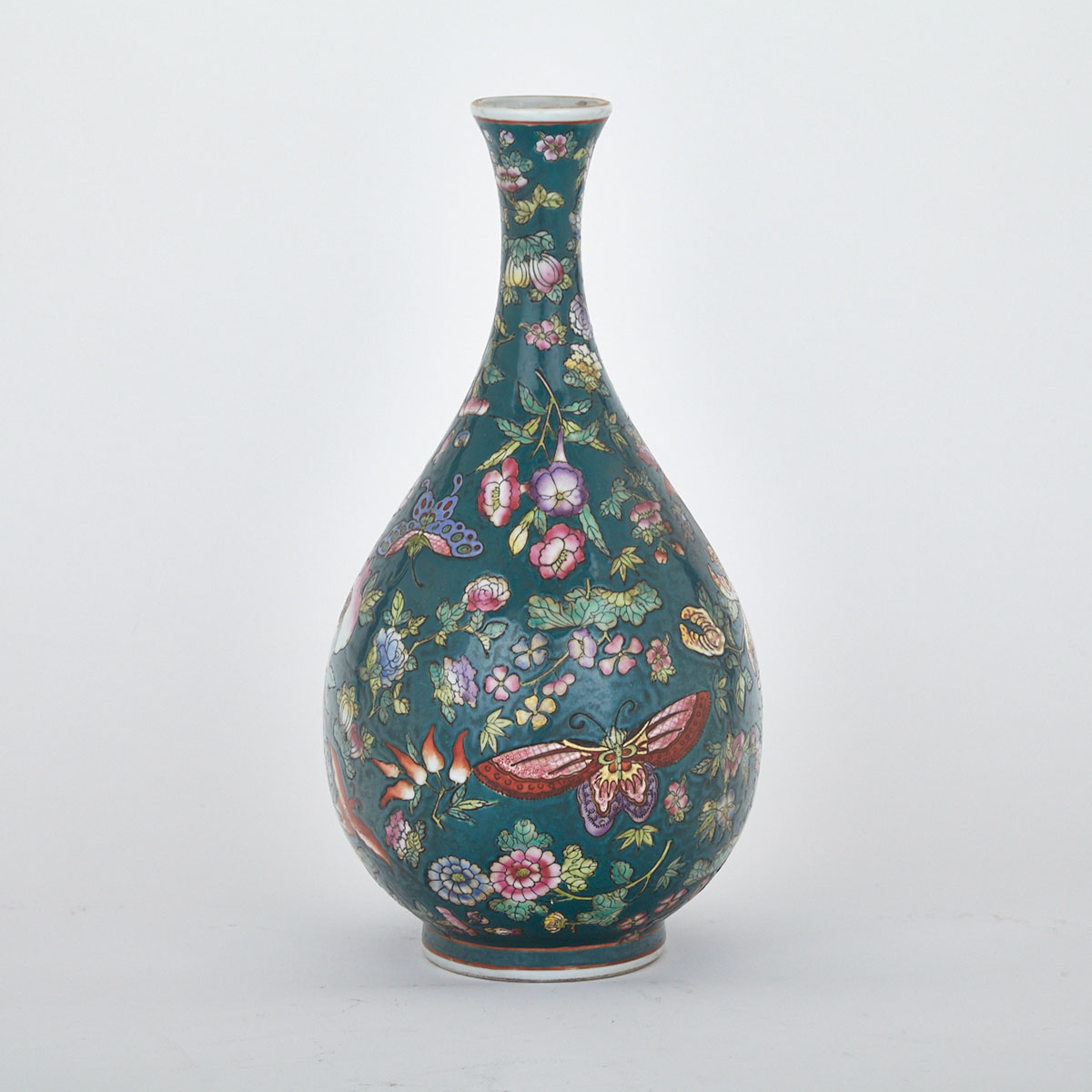 Green Ground Famille Rose Butterfly Vase, Jiaqing Mark