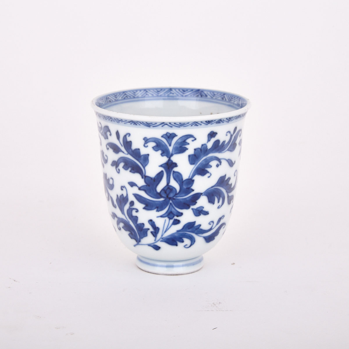 Export BLUE AND WHITE TEA CUP, KANGXI PERIOD (1662-1722)