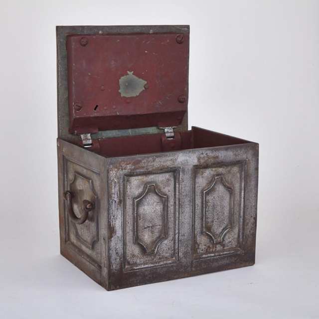 English Cast Iron Strong Box Safe, 19th/early 20th century