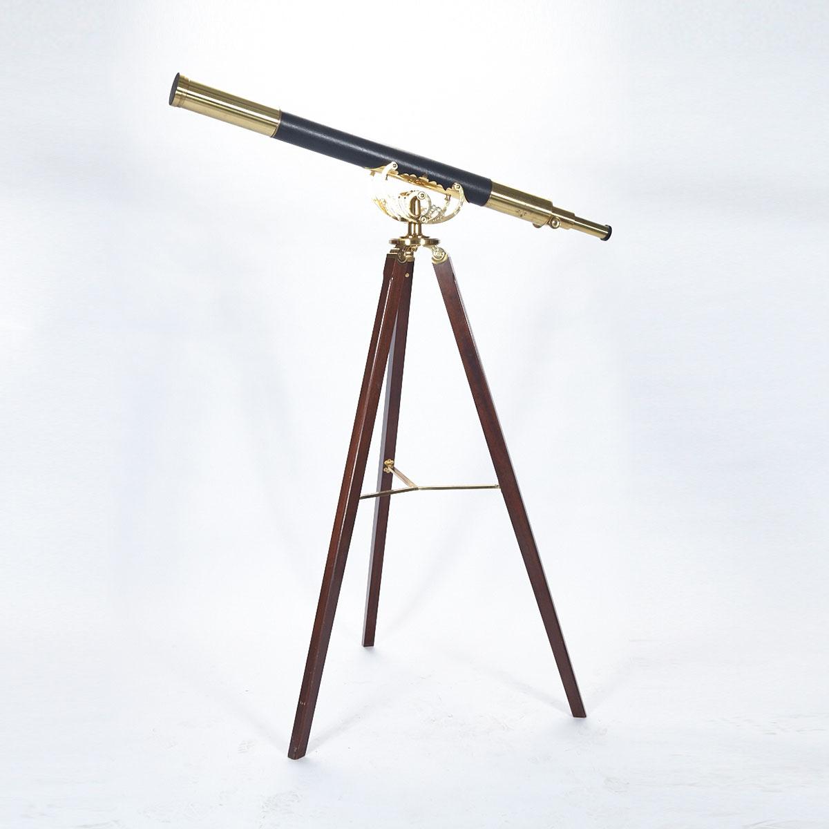 English Lacquered Brass Harbour Master’s Telescope, R. & J. Beck Ltd., London, c.1974