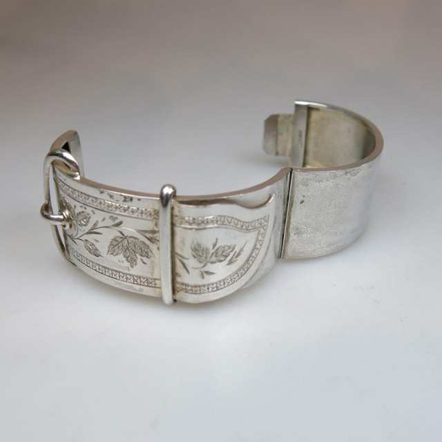 Sterling Silver Hinged Bracelet 