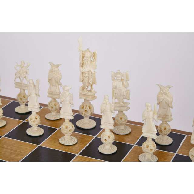Export Ivory Chess Set with Puzzle Balls, Early 20th Century 