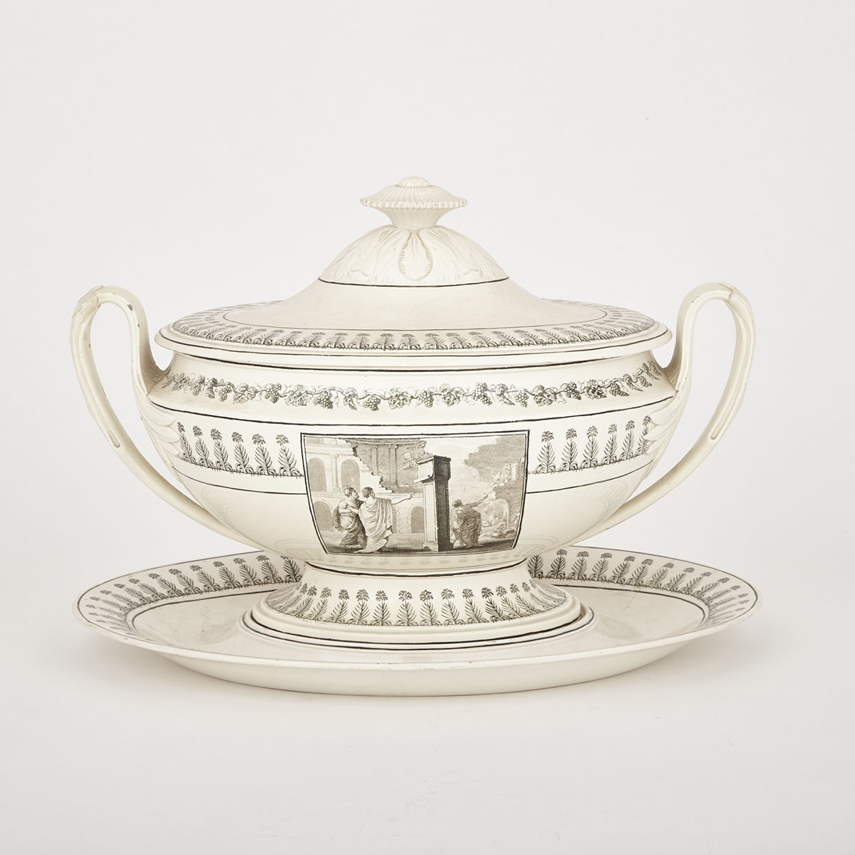 Creil ‘An de Rome’ Creamware Oval Soup Tureen with Cover and Stand, early 19th century