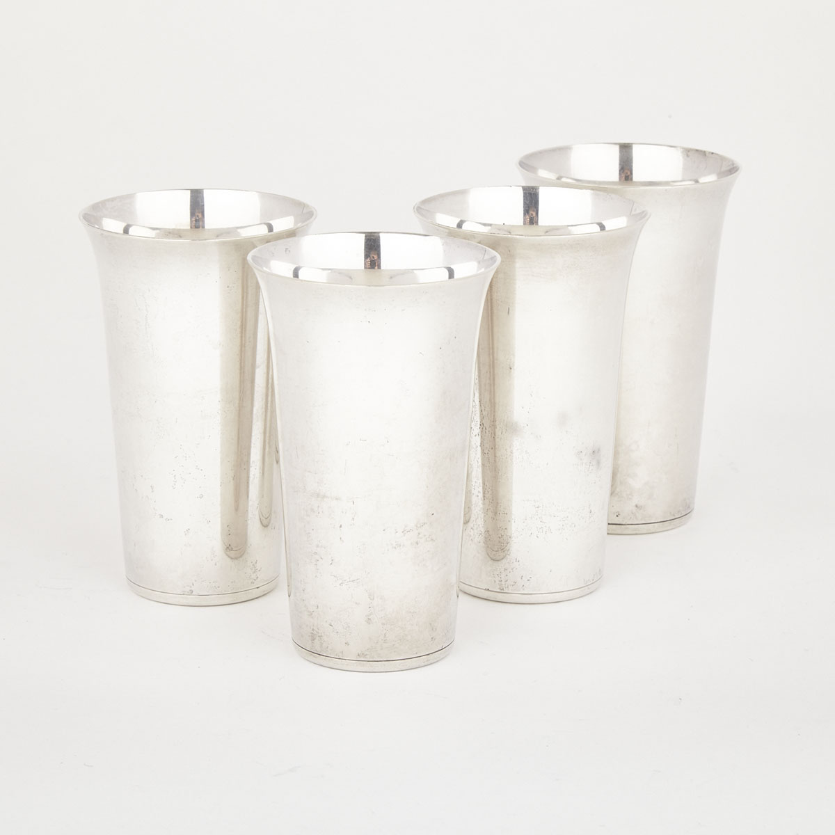 Four American Silver Mint Julep Cups, Randahl Shop, Chicago, Ill., mid-20th century