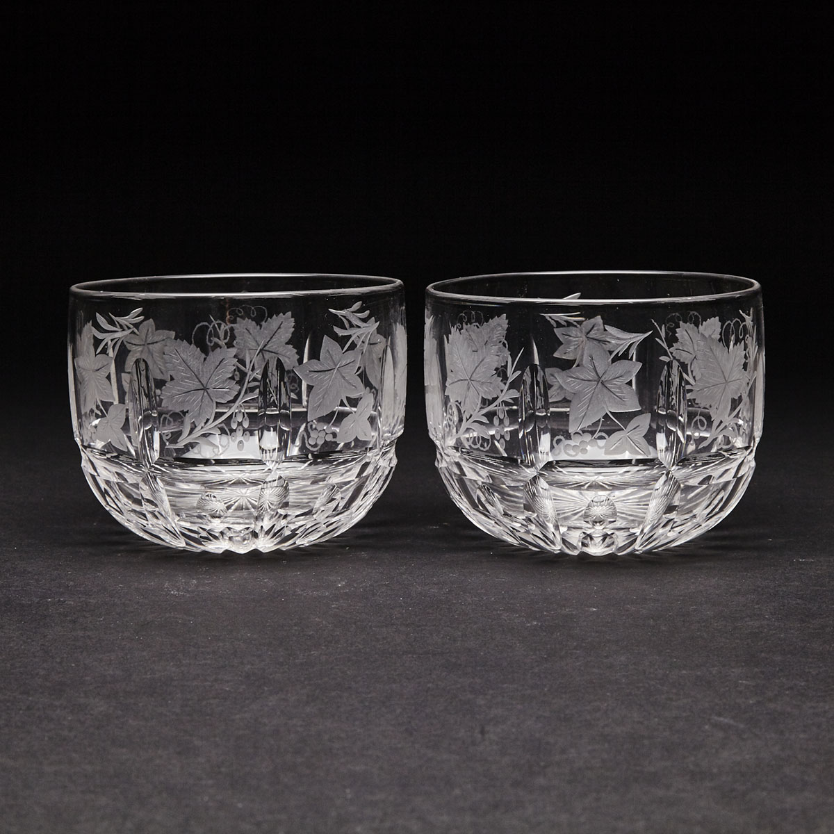 Pair of English Cut and Etched Glass Finger Bowls, late 19th century