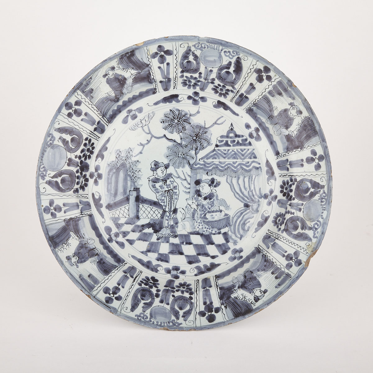 Delft Kraak-Style Charger, 18th century