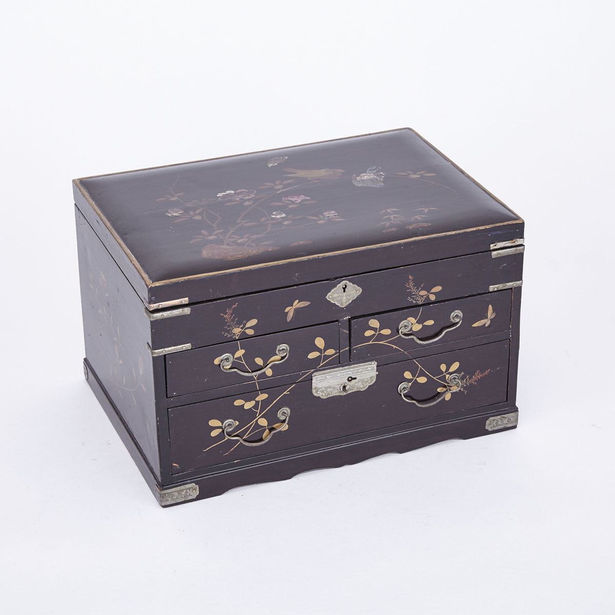 Chinese Lacquered Jewellery Chest, mid 20th century