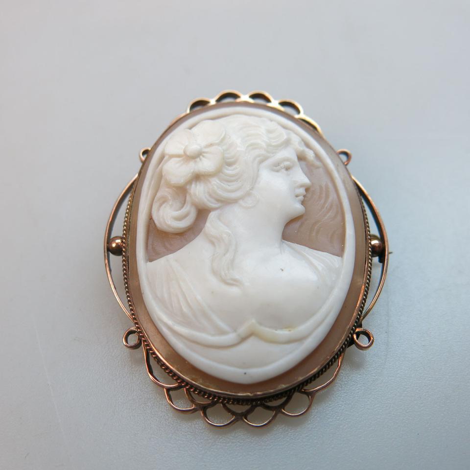 Oval Carved Shell Cameo 