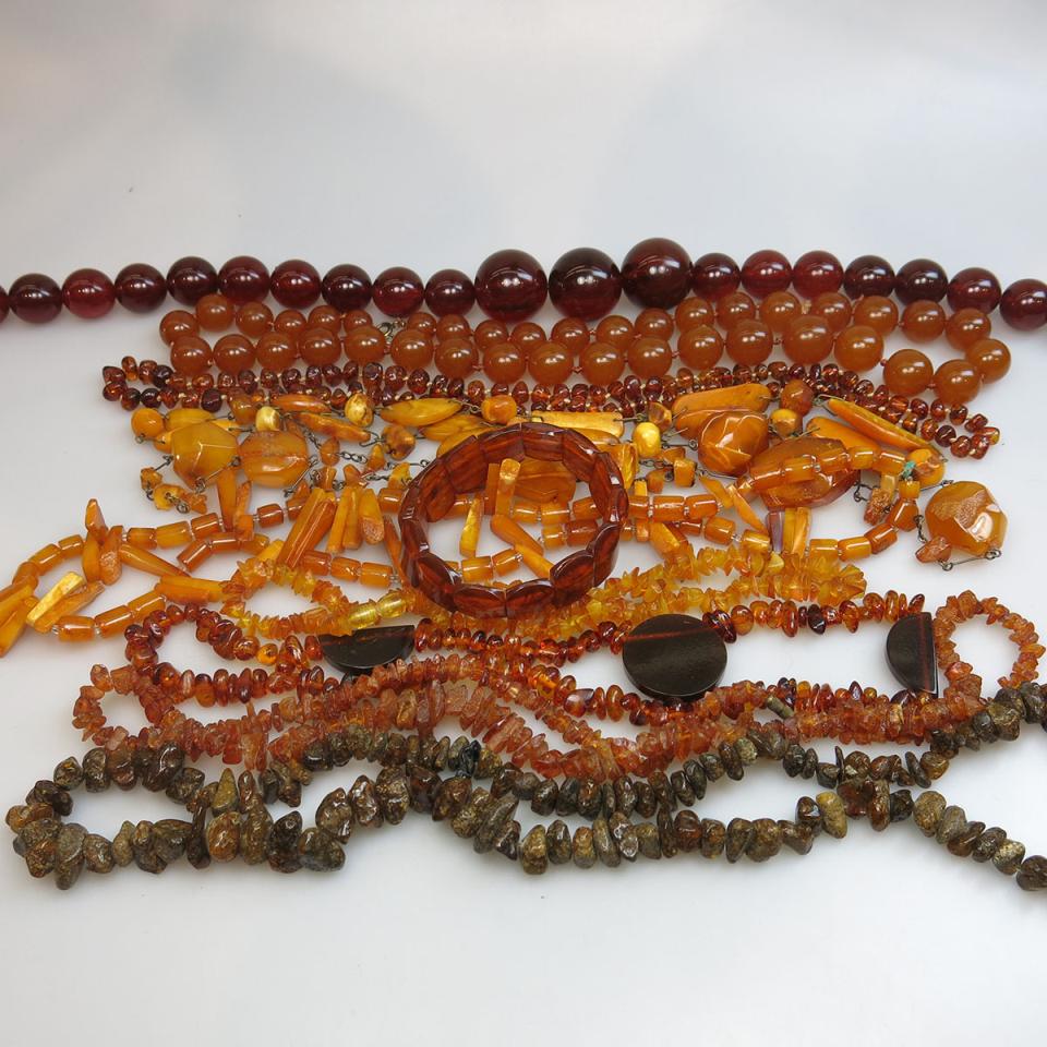 Quantity Of Amber, Etc Necklaces, Bracelets And Earrings