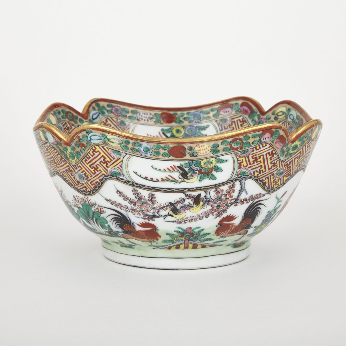 Famille Rose Export Bowl, Early-Mid 20th Century
