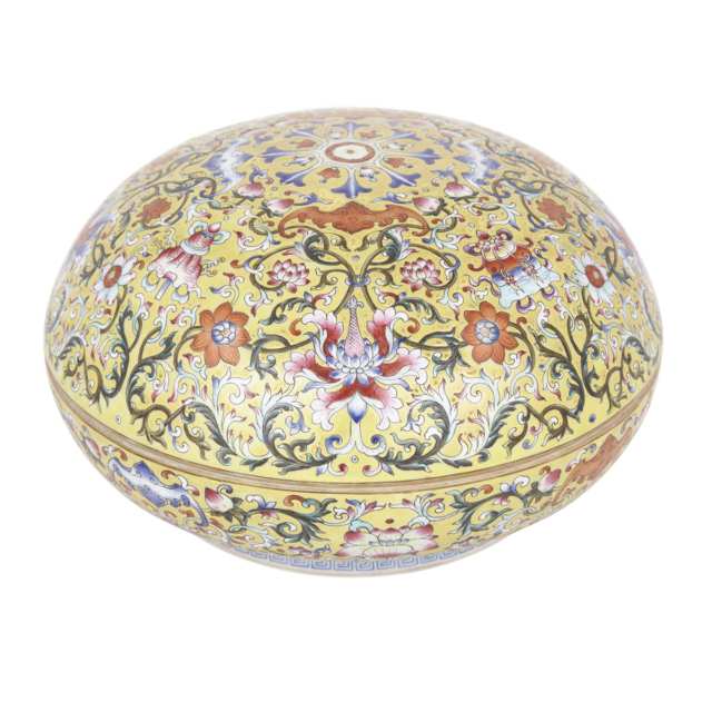 A Yellow Ground Circular Box and Cover with Famille Rose Enamel Decoration, Qianlong Mark, Qing Dynasty