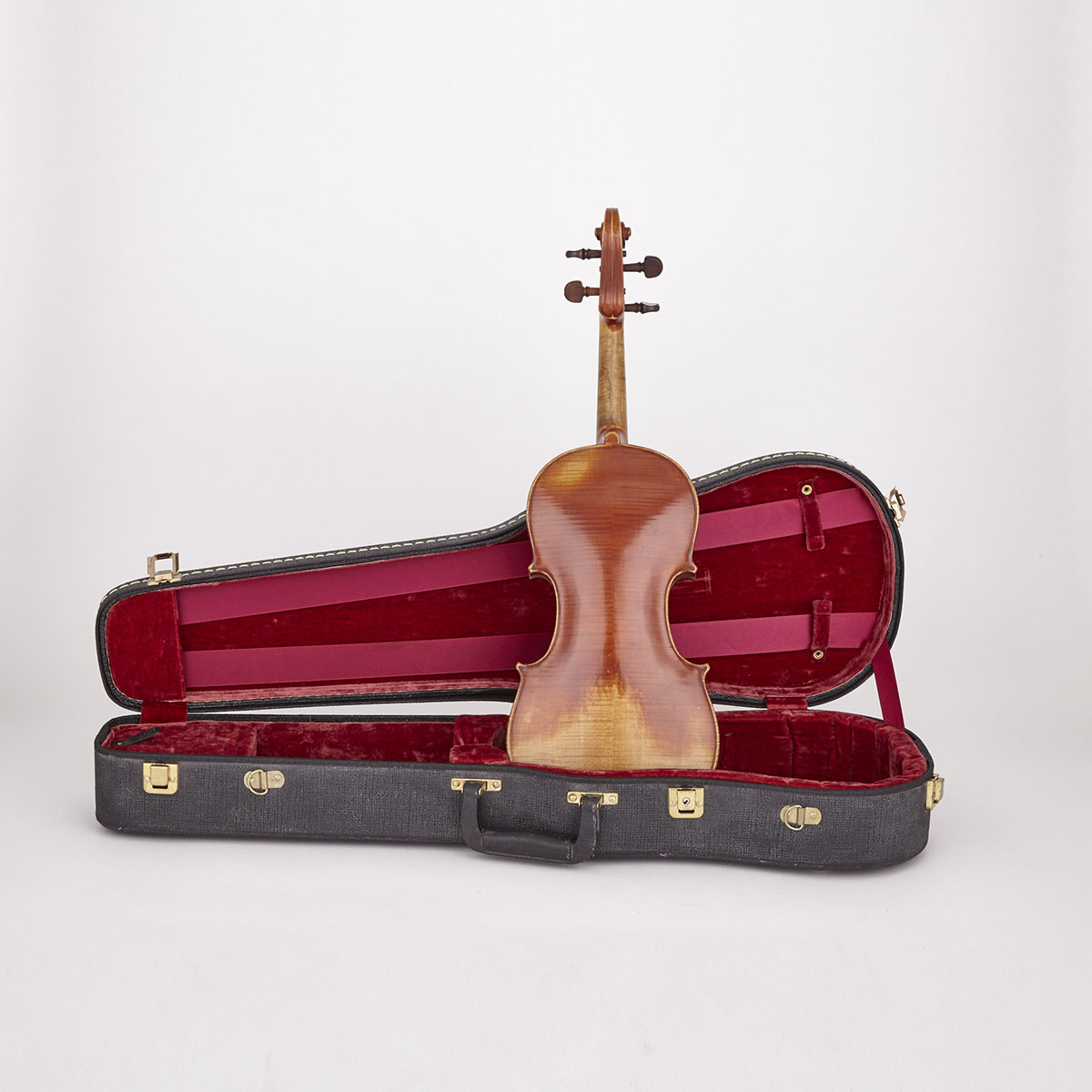 Continental 7/8 Violin Labelled ‘Joseph Guarnerius, 1752’, early-mid 20th century