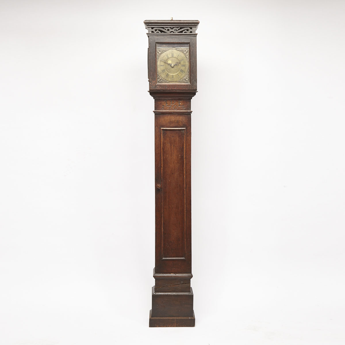 English Quaker Oak Tall Case Clock, Thos. Gilkes, Charlbury, early 18th century
