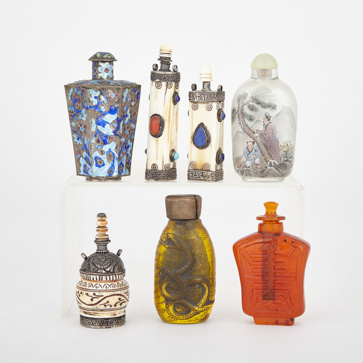 A Group of Seven Snuff Bottles, Early 20th Century