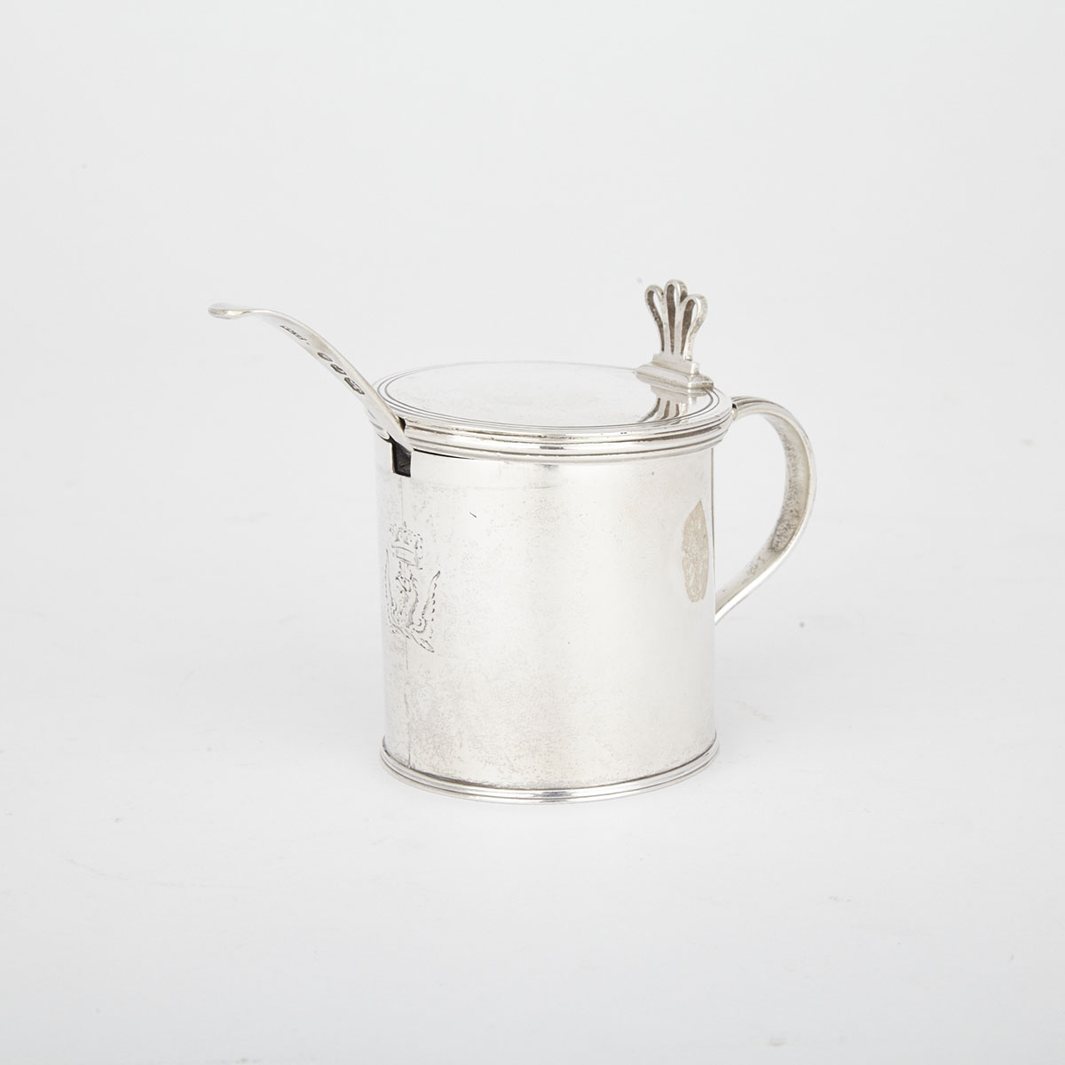 George III Silver Drum Mustard Pot, Samuel Herbert & Co., London, 1767