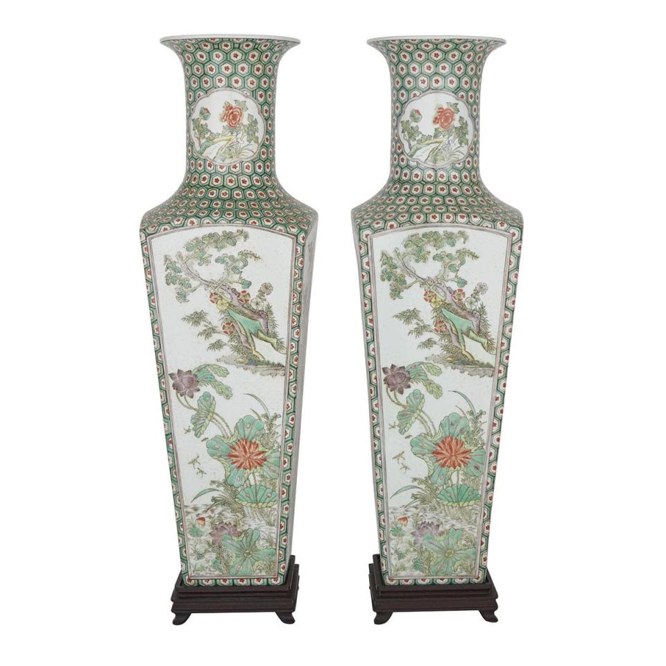 A Pair of Massive Famille-Verte Vases, Kangxi Mark, Early 20th Century