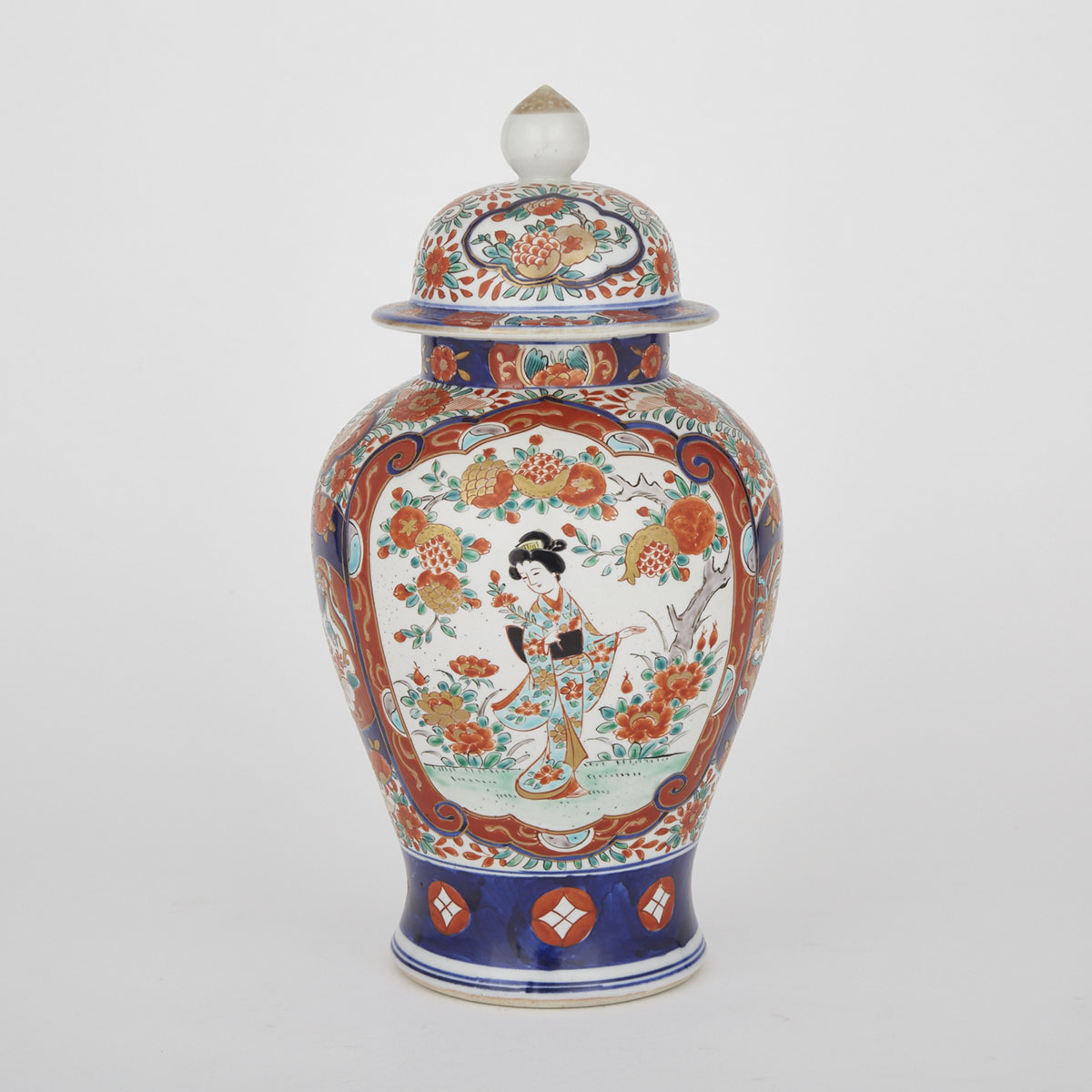 Japanese Imari Jar, Mid 20th Century