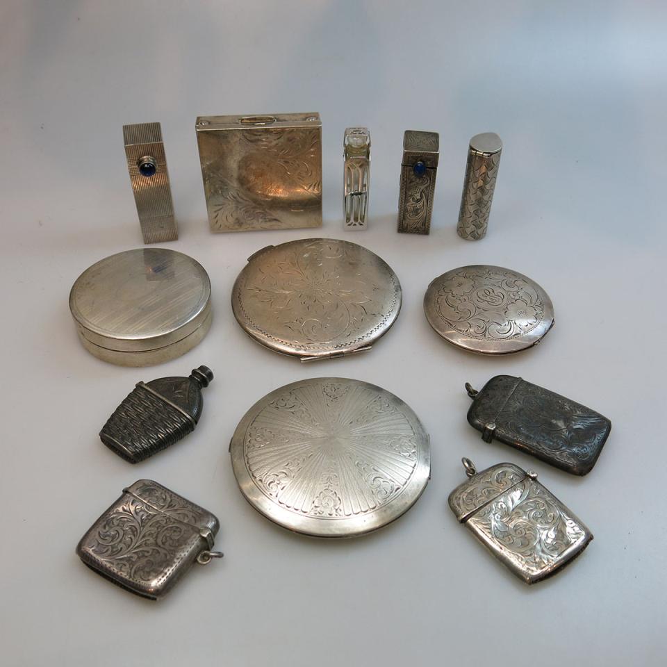 Small Quantity Of Silver Accessories
