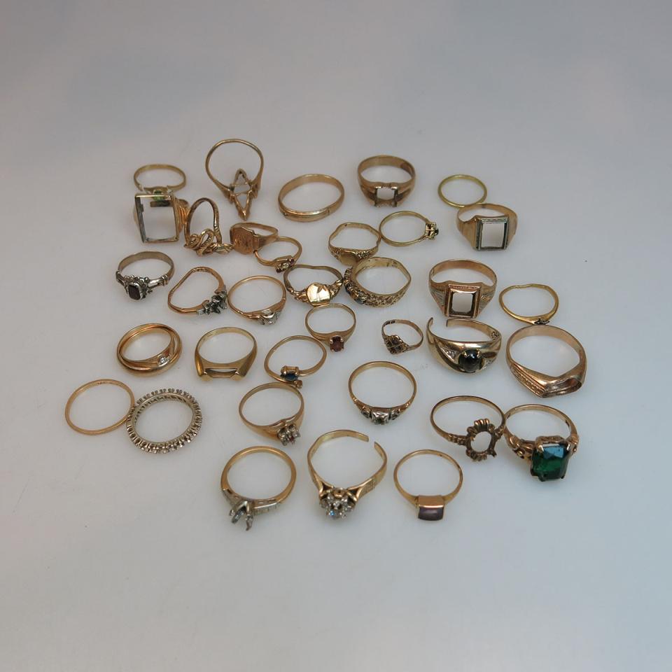 36 Various Gold Rings